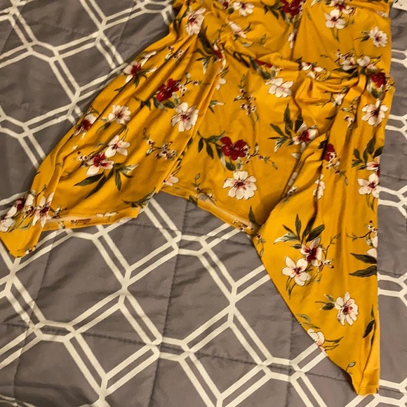 Apt. 9 Yellow Floral Skirt - Picture 4 of 6